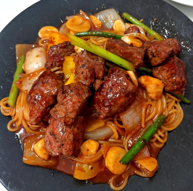  면사리는 필수, 승우아빠 쯔란 갈비양념 큐브 스테이크