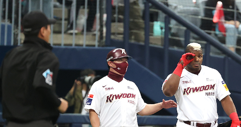 2022 KBO 국내 프로야구 포스트시즌 플레이오프 1차전 LG트윈스 키움히어로즈 2022 KBO 국내 프로야구 포스트시즌 플레이오프 1차전 LG트윈스 키움히어로즈