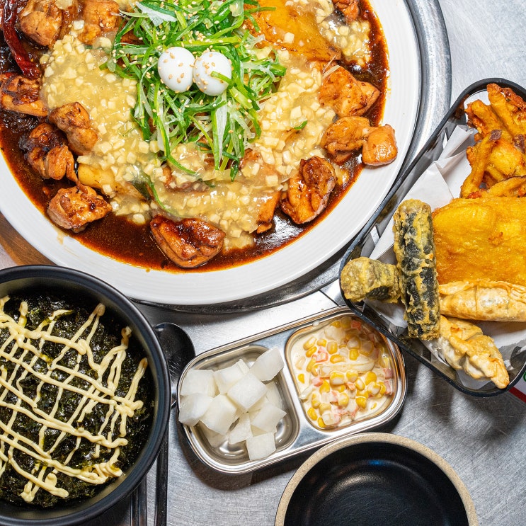  일산찜닭 - 백석동 먹자골목 맛집 직화로 볶아 맛있는 볶찜