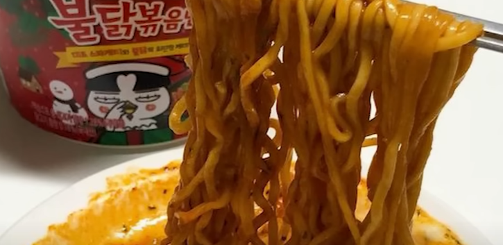편의점 인기 라면 현재 상황... 국내 라면 BIG4 모두 가격 올렸다... 붉닦볶음면 누적 판매량 40억개 돌파 편의점 인기 라면 현재 상황... 국내 라면 BIG4 모두 가격 올렸다... 붉닦볶음면 누적 판매량 40억개 돌파