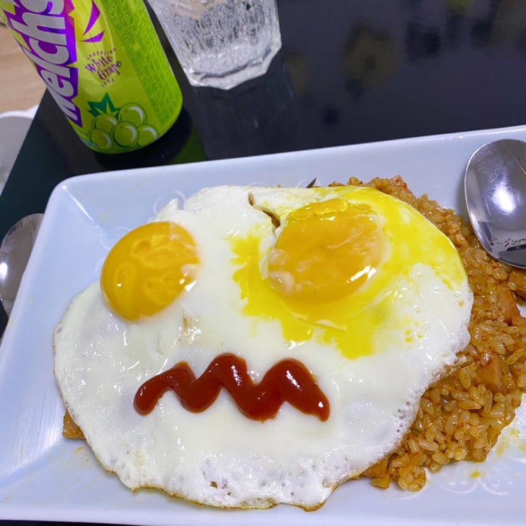  10월의 마지막 핼러윈! 곧 있을 핼러윈 데이를 맞아 내가 만든 쿠키나 디저트를 사진과 함께 공유해 주세요!