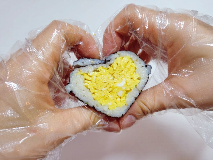  하트김밥틀로 김밥만들기 계란지단김밥 무스비