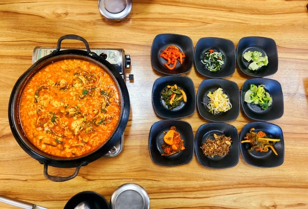 강릉 맛집 - 9남매 두부집. 현지인 맛집에서 소문난 맛집이 되어버린 강릉 두부 맛집!