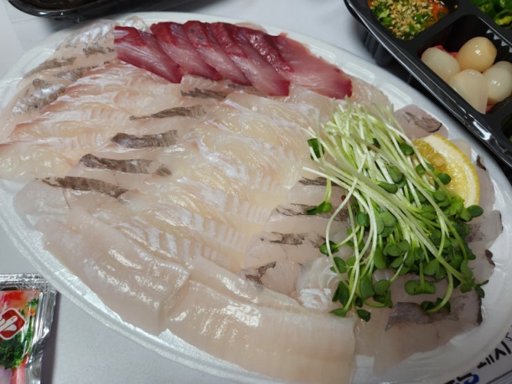  병점횟집 맛집 회뜨는돼지 광어 우럭 소짜 포장!