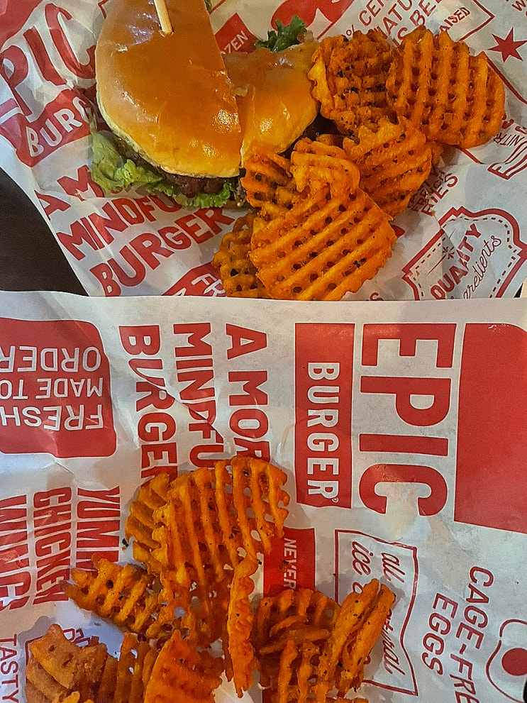  미국햄버거투어 시카고 epic_고기 패티를 고를 수 있는 이색 버거