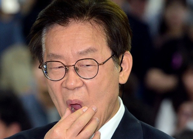 교수,<b>김경률</b> 회계사 / 이재명, 천천히 말려 죽이겠다_유동규