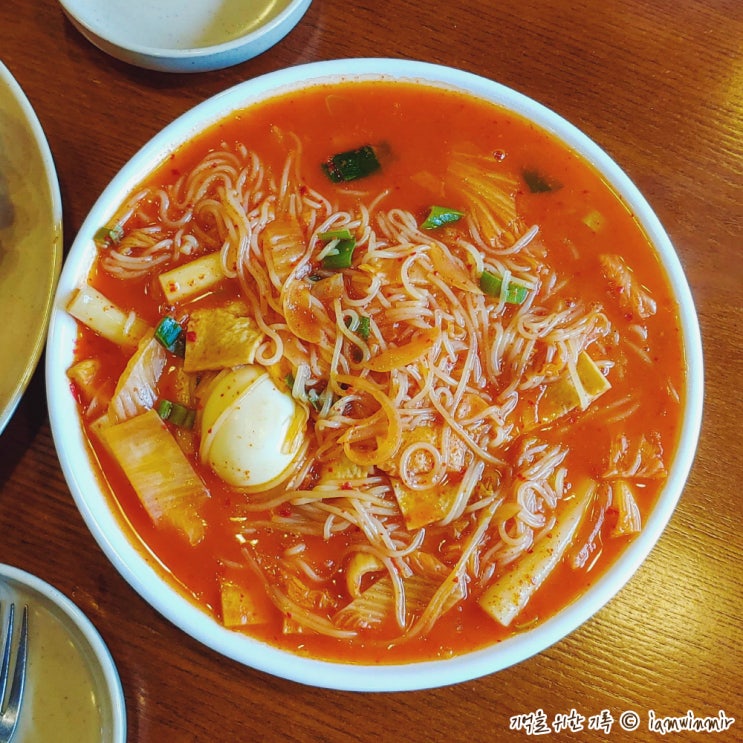 대학로 혜화역 맛집, 치킨을 위협하는 김치떡볶이쫄면 - 림스치킨 대학로 혜화역 맛집, 치킨을 위협하는 김치떡볶이쫄면 - 림스치킨