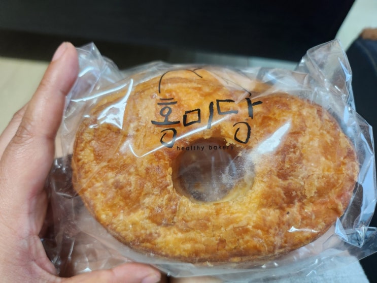  소금식빵 앙버터 페이글이  유명한 <홍미당> 서부산휴게소