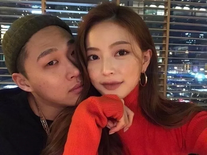 래퍼 스윙스의 전 연인 모델 임보라, 못 본 사이 배우로 변신 연기활동...일본 팬 공략 중 래퍼 스윙스의 전 연인 모델 임보라, 못 본 사이 배우로 변신 연기활동...일본 팬 공략 중