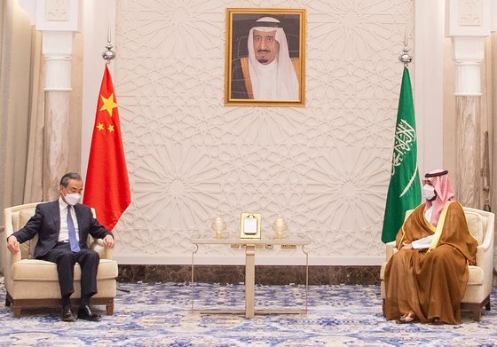 사우디, 미국 보란듯 친중원미…"中, 믿을만한 석유 파트너"