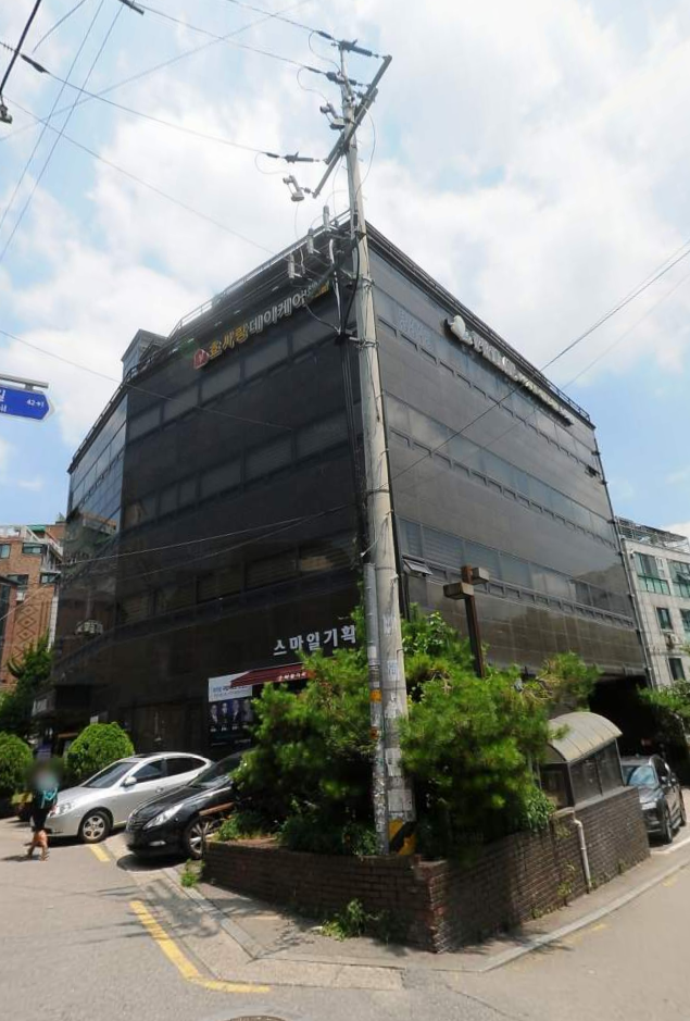 개발호재를 품은 매력적인 빌딩이 매각되었습니다.
