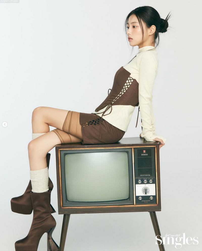 가수 강혜원과 TV