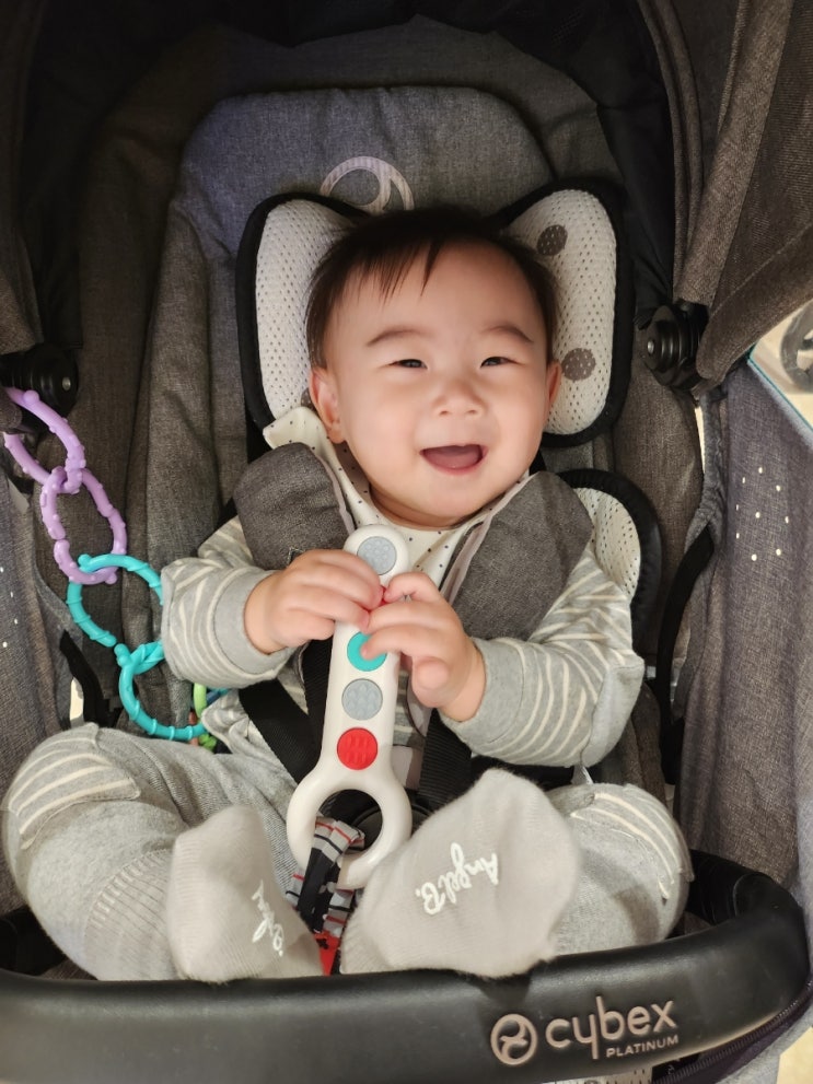  미소와 함께 코베 베이비페어 다녀왔어요
