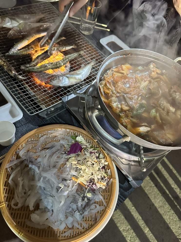 [속초] 동명항 오징어난전에서 즐기는 양미리축제,도루묵구이와 오징어회 맛집 한원호