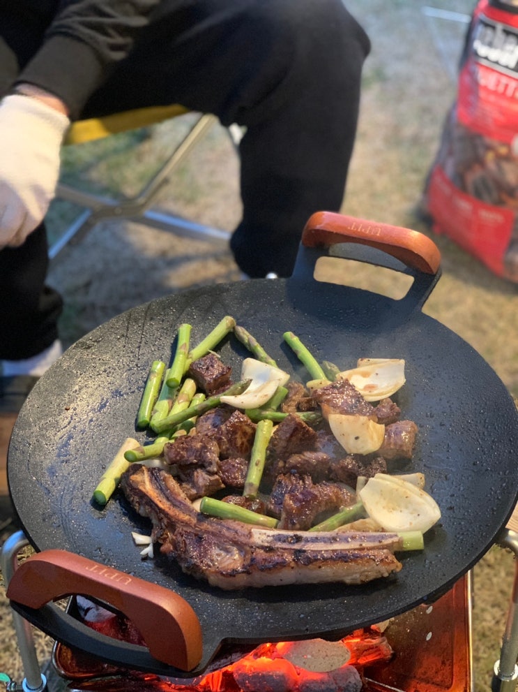  캠핑 요리 :: 쿠팡 토마호크 스테이크 시즈닝 순서 내돈내산 후기