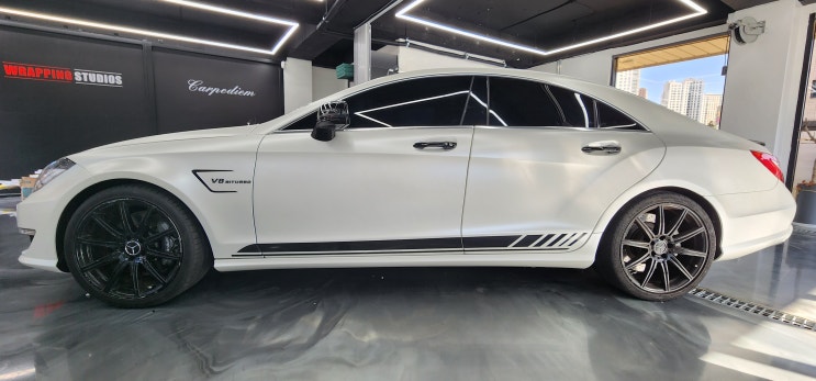  오산전체랩핑 벤츠cls 63 amg 사틴화이트로 새차만들기