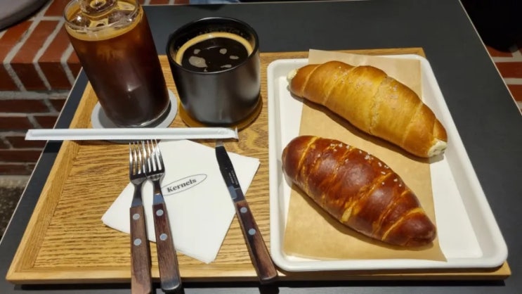  동네에 숨은 빵& 커피 맛집 (커널스)-내돈 내산