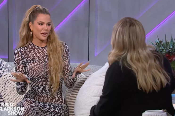 Khloé Kardashian은 아기의 이름을 놀리고, 딸이 그를 눈덩이처럼 불린다고 말합니다. Khloé Kardashian은 아기의 이름을 놀리고, 딸이 그를 눈덩이처럼 불린다고 말합니다.