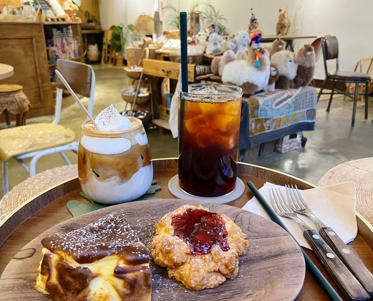  [카페이포크] 수제디저트가 맛있는 사가정역 카페 (by.이포크림라떼&수제스콘)