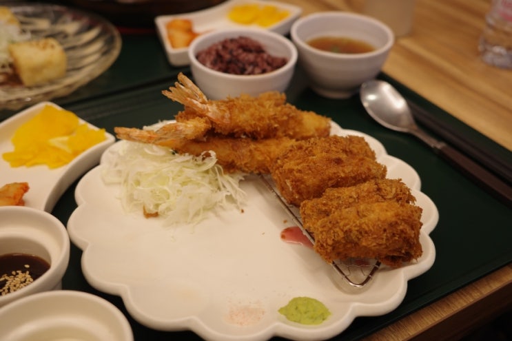  합정 돈까스와 카레가 맛있는 밥집 : 간코 합정