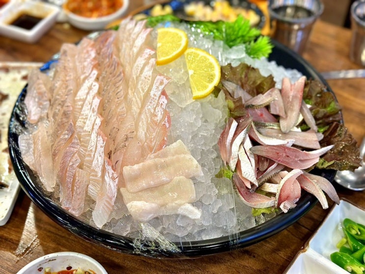  신도림 맛집 :: 제철 해산물이 생각날 때 들리는 곳 "광명수산 산오징어 테크노마트점" 횟집 추천