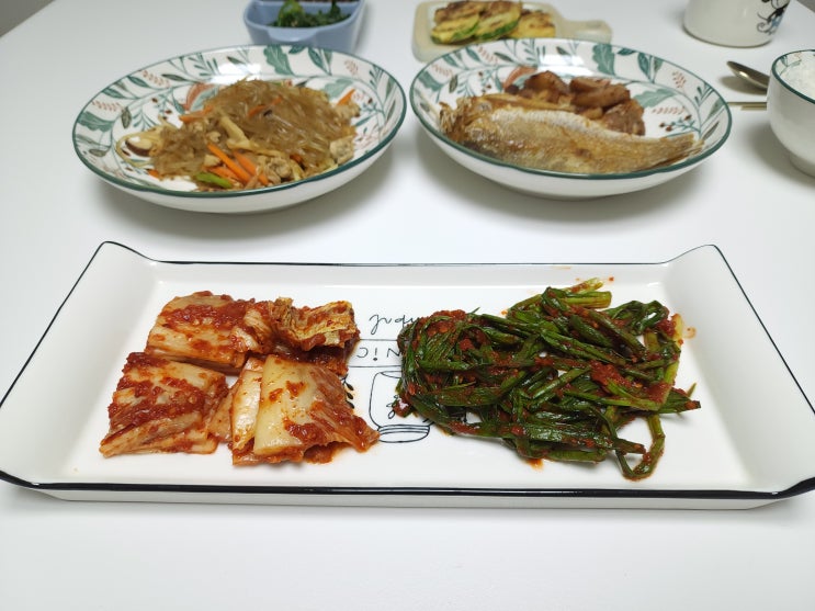  맵지만 맛있는 김치 섭이네벼락김치 파김치가 대박이야