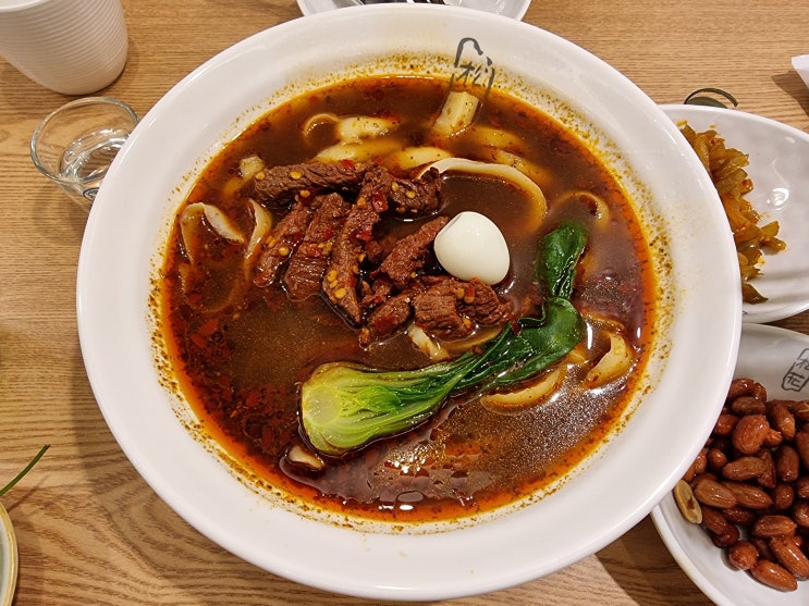  [송화산시도삭면] 짬뽕 및 마라탕과 다른 중국 음식! 요리왕 비룡의 우주 배경이 보이는 건대 맛집 데이트