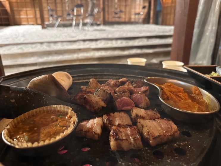  일본 감성의 고깃집 '로산 가옥', 대구 중구 삼덕동 고기(목살) 맛집~ 동성로 데이트 코스로 좋아요!!