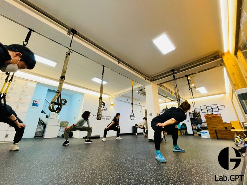 사가정 헬스센터 유산소 및 근력 운동 헬스장에서 열심히 운동하자. 사가정 PT 피트니스 H 사가정점