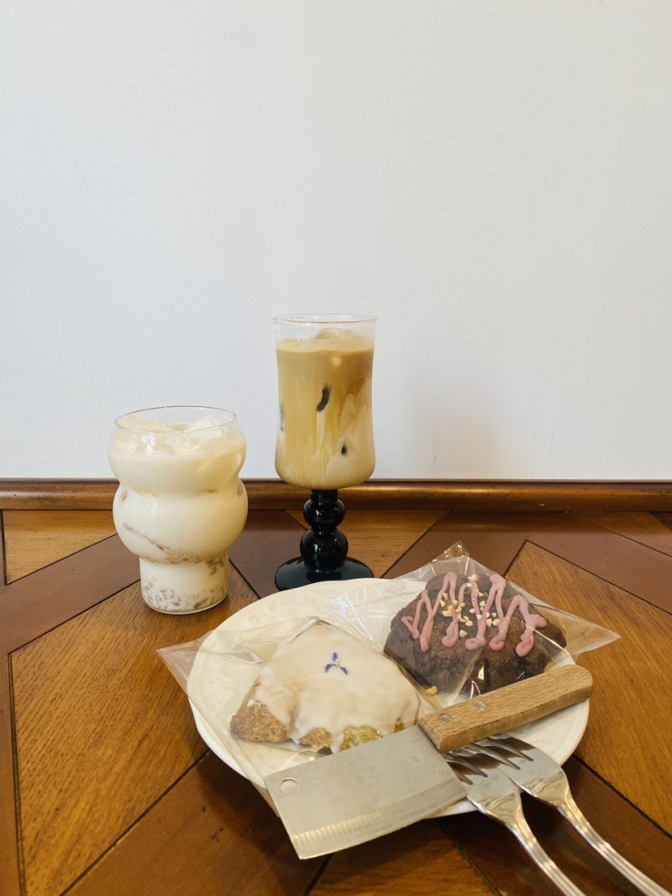  화성 디저트 맛집 구움과자가 맛있는 아봉당