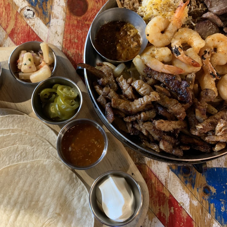 <서울 가로수길 맛집> 감성이 살아있는 멕시칸 맛집, "감성타코 가로수길점"