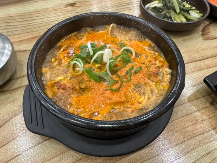  가양동순대국 고향옥얼큰순대국 가양점 넓은 매장 단체로 가기 좋아