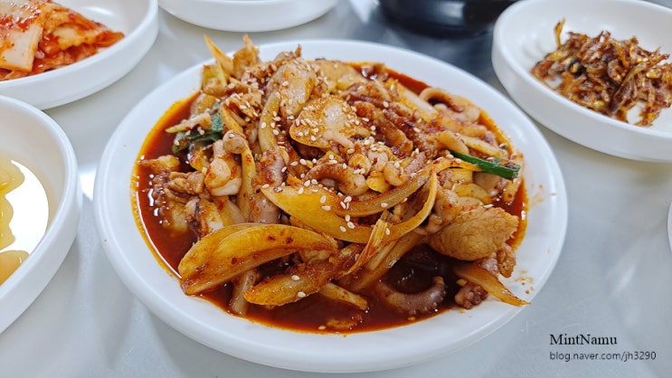  청도 기사식당 반찬이 정갈한 청도 식당