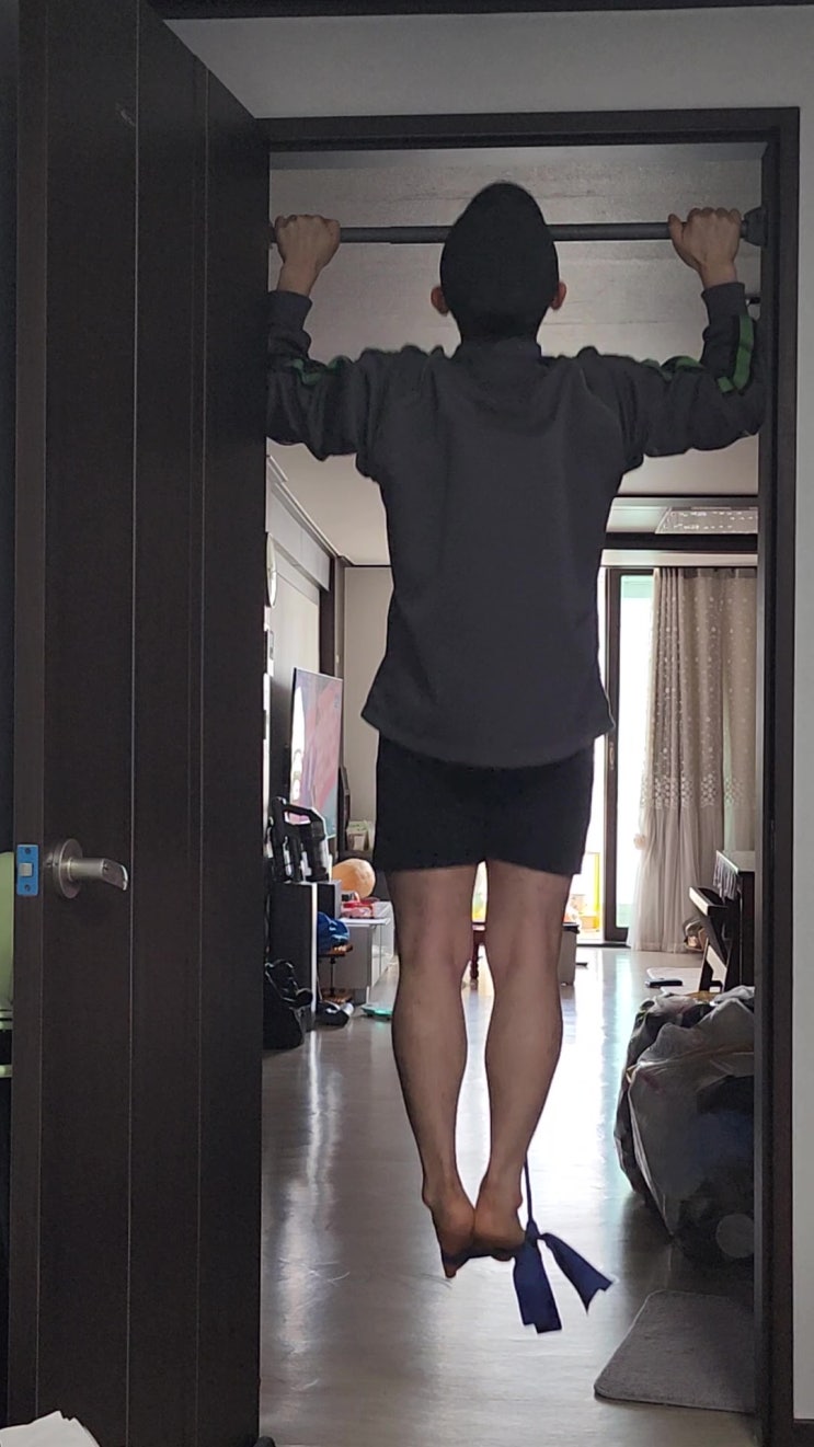  헬린이 일반인 남자 턱걸이하는 법 이제3일차