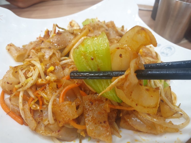  건대 중국집 준성이네 량피 맛있어요