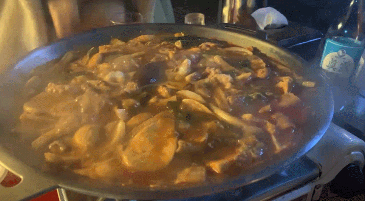  [사당역] 꿈꾸는 포장마차, 자극적이지 않은 칼칼한 국물의 낙곱전골을 먹을 수 있는 곳(feat. 낙곱전골, 불낙전골, 새로주)