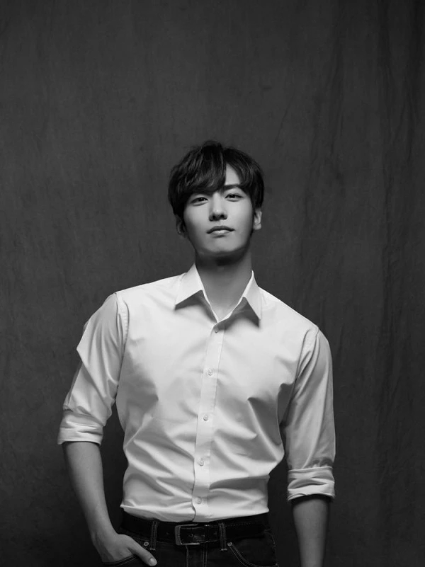 '이태원 참사' 배우 이지한, 이태원 압사 사고로 사망..웹드라마 '오늘도 남현한 하루' 주연. 향년 24세 '이태원 참사' 배우 이지한, 이태원 압사 사고로 사망..웹드라마 '오늘도 남현한 하루' 주연. 향년 24세
