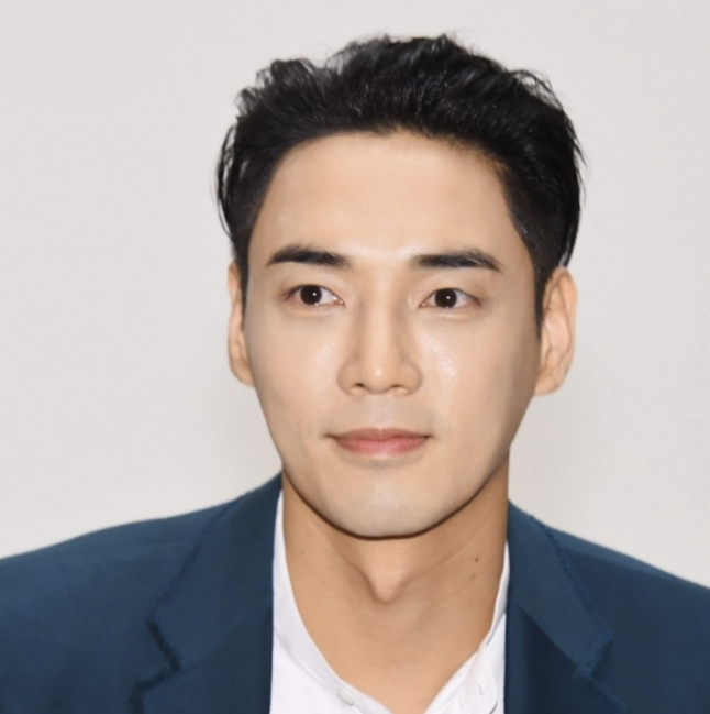  강지섭 프로필 나이 배우 데뷔 작품 모델 활동 학력 인스타그램