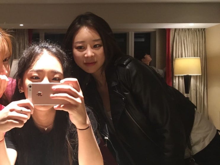 '슬픈 소식' 전한 아프리카TV 여캠 김하콩, "이태원 참사로.." 10년 지기 친구 요술공주를 잃었다고 고백 '슬픈 소식' 전한 아프리카TV 여캠 김하콩, "이태원 참사로.." 10년 지기 친구 요술공주를 잃었다고 고백