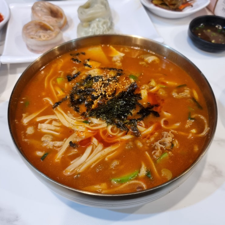  금호동 금남시장 냉면 한우곰탕 맛집 금성면옥