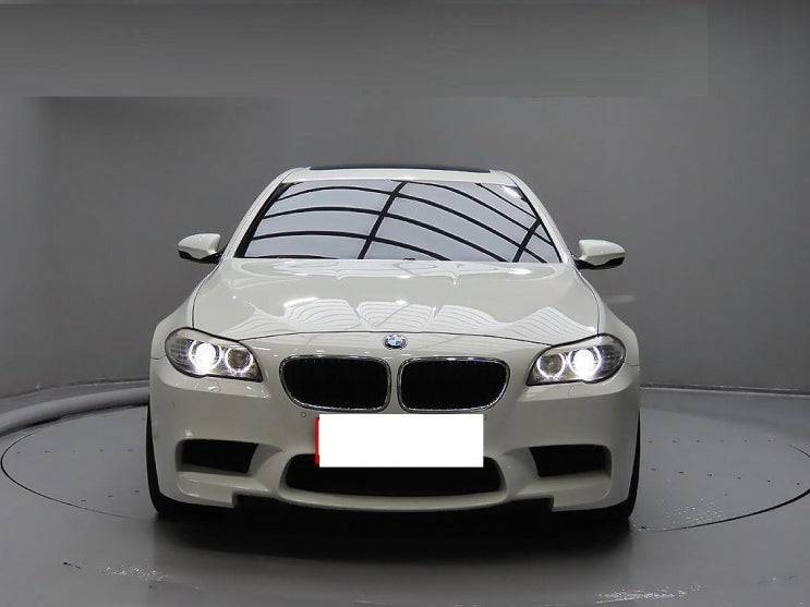  BMW M5 중고 분명 끌릴거야