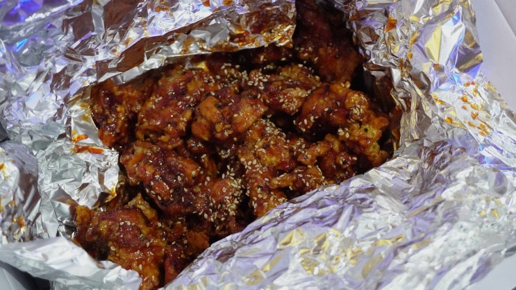  익산 남부시장통닭 새마을치킨에서 깨통닭 순살 반반!