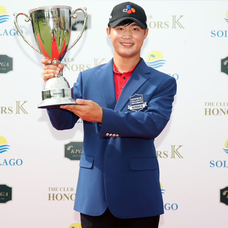  배용준 2022시즌 KPGA 코리안투어 신인 최고의 자리인 ‘까스텔바작 신인상(명출상)’ 차지