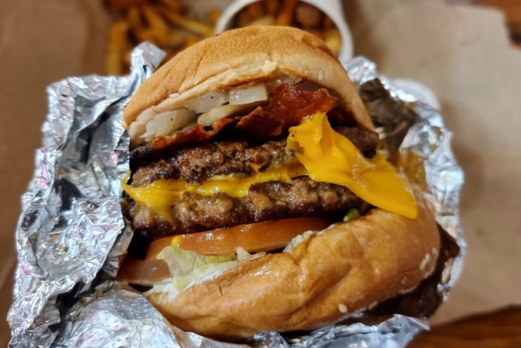  [런던] five guys (22.04)