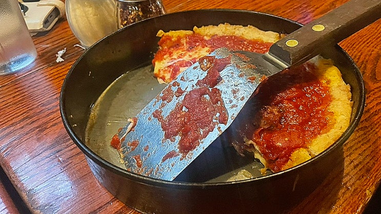  시카고3대피자_UNO 우노 먹어보다.