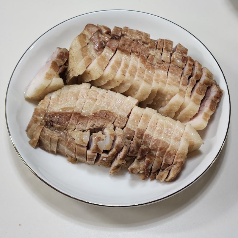 수육 맛있게 삶는법 수육용 돼지고기 통삼겹살수육 삶는시간 : 네이버 블로그