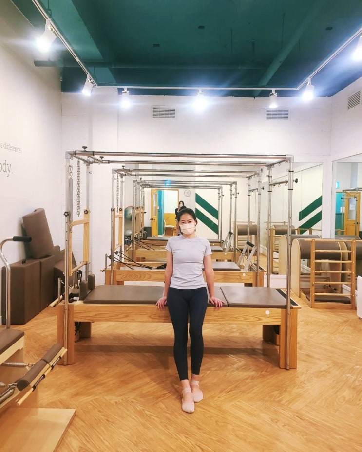 필라테스로 건강한 몸 만들기 필라테스 소규모 체어레슨 필라테스로 건강한 몸 만들기 필라테스 소규모 체어레슨