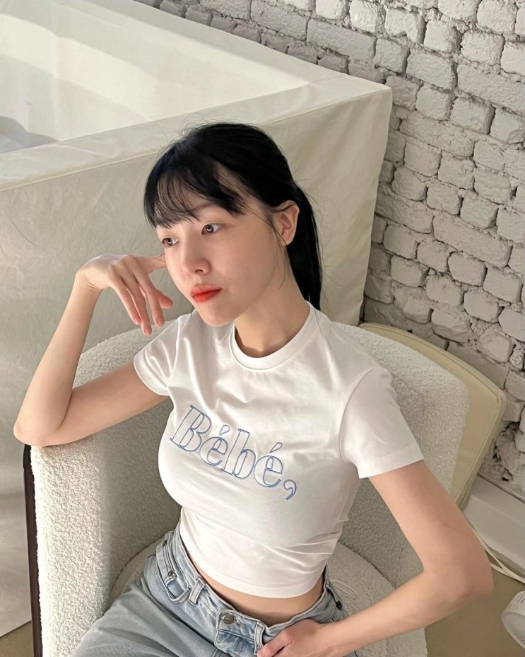걸스데이 출신 방민아, 말라도 너무 말랐네...팔뚝 저렇게 얇은데 대놓고 우월한 미모와 볼륨감 자랑 걸스데이 출신 방민아, 말라도 너무 말랐네...팔뚝 저렇게 얇은데 대놓고 우월한 미모와 볼륨감 자랑