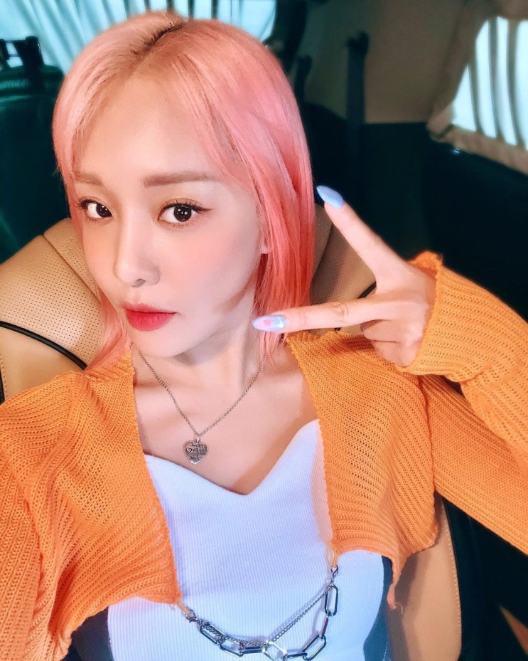 '랄라리' 유튜버 랄랄, "눈 앞에서 이태원 참사 목격" 결코 있을 수는 없는 일로 희생자에게 깊은 애도 '랄라리' 유튜버 랄랄, "눈 앞에서 이태원 참사 목격" 결코 있을 수는 없는 일로 희생자에게 깊은 애도