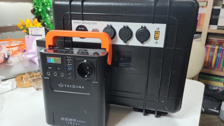 파워뱅크 220v 인버터 내장 트리아이나 캠핑용 대용량 보조 배터리 파워뱅크 220v 인버터 내장 트리아이나 캠핑용 대용량 보조 배터리